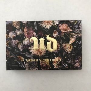 URBAN DECAY LIP
